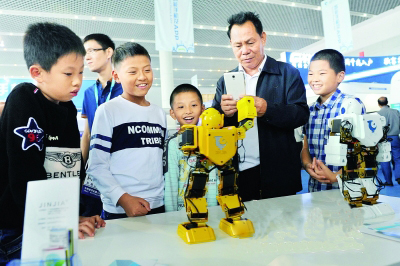 第四届惠州云博会 机器人展团成焦点